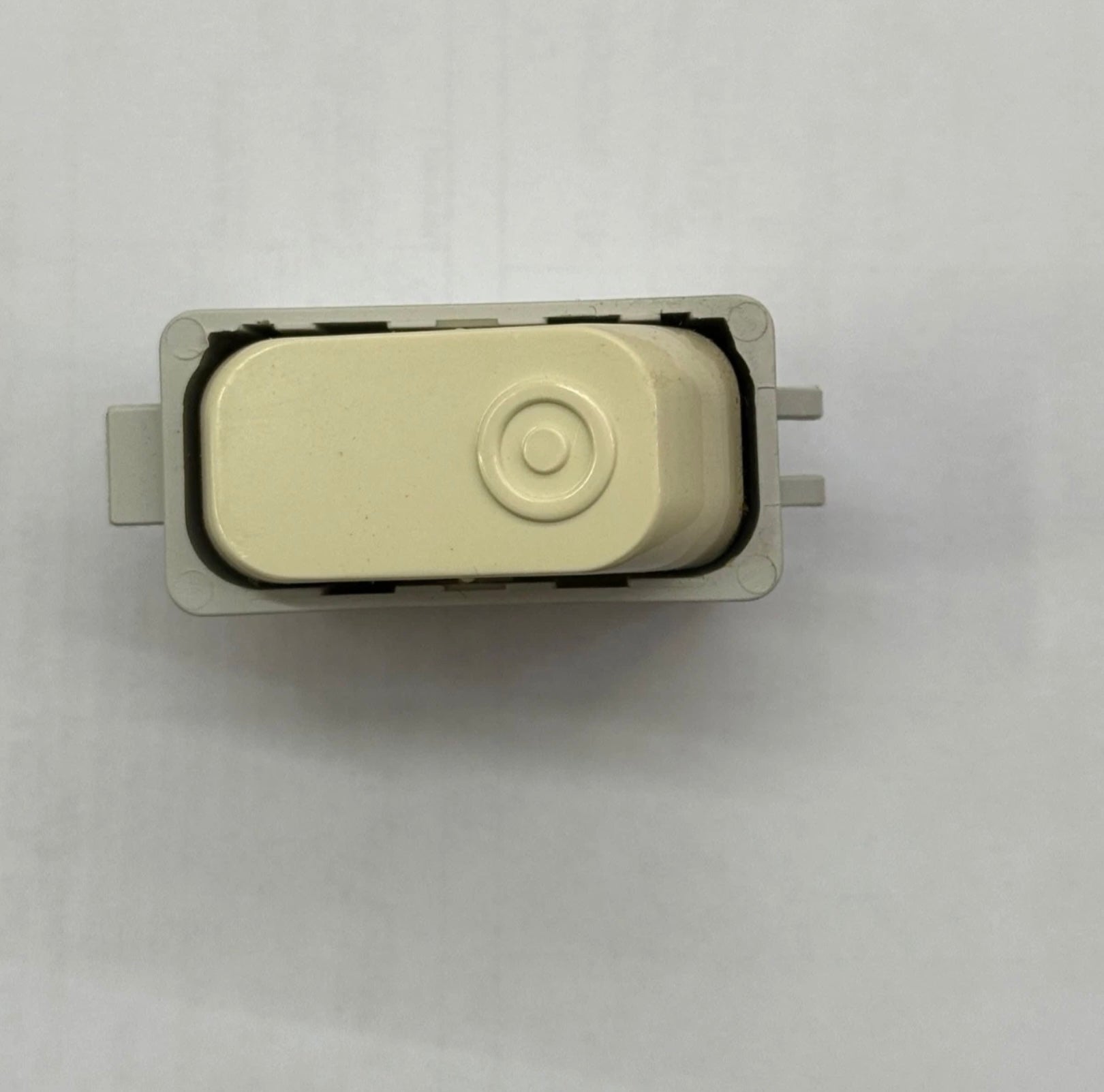 PULSANTE LEGRAND 650 GL2000
